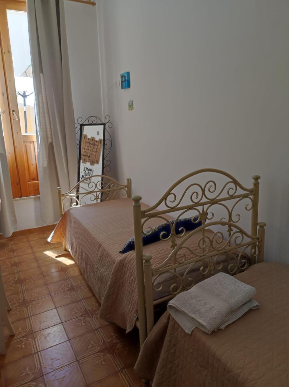 U' Iazzu Bed & Breakfast Avola Ruang foto